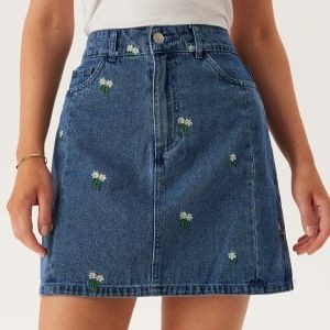 Pieces Pcfreia Hw Short Denim Skirt Medium Blue Denim Detail:flowe XS